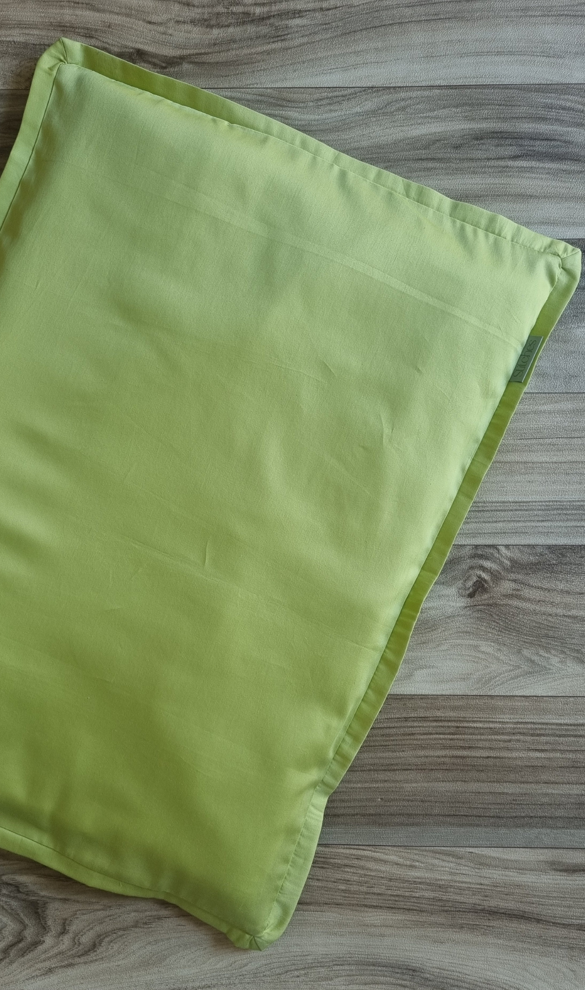 Plain mat lime green