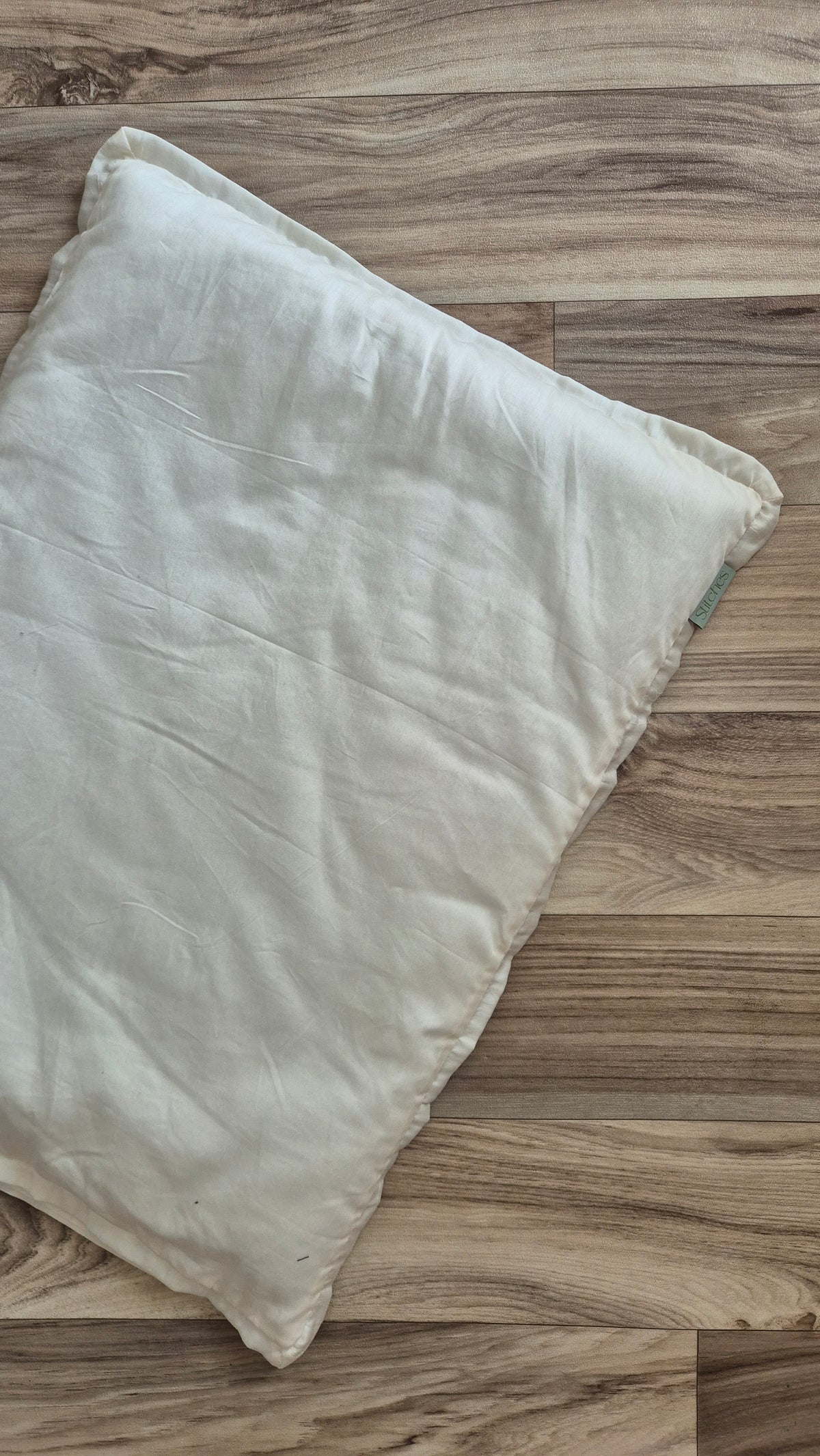 Plain mat off white