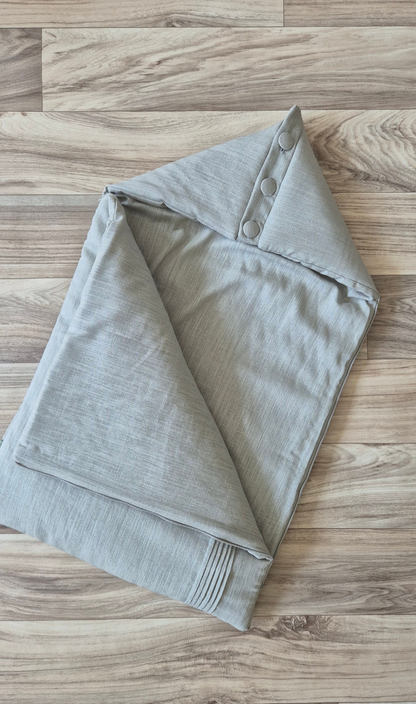 Pleats beige yes 1