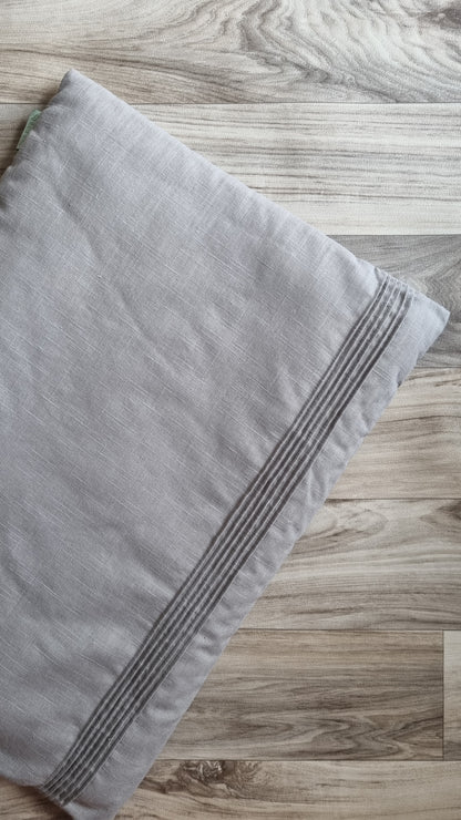 pleats mat beige yes baby